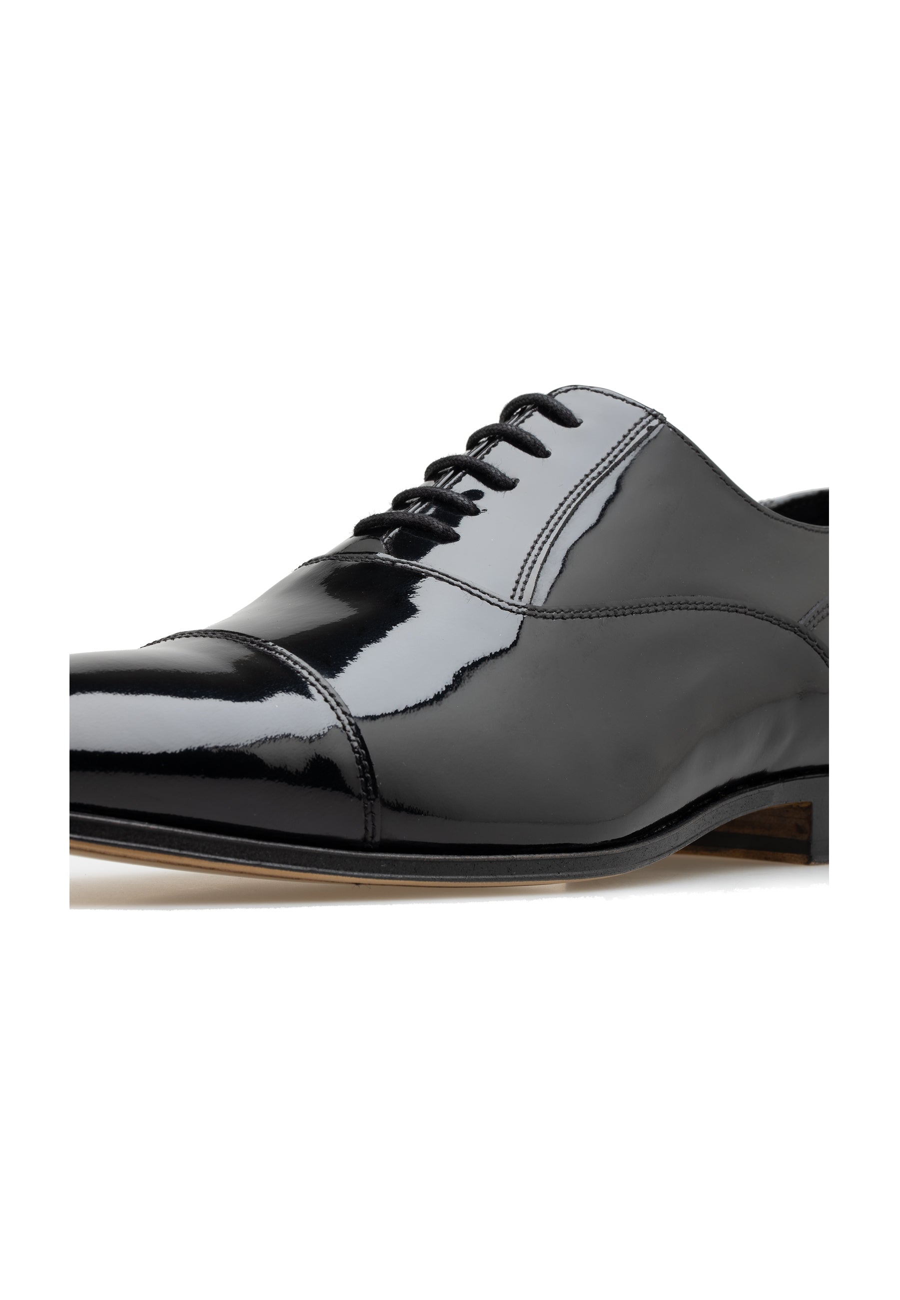 Men’s Hand-Finished Patent Leather Oxford Shoes
