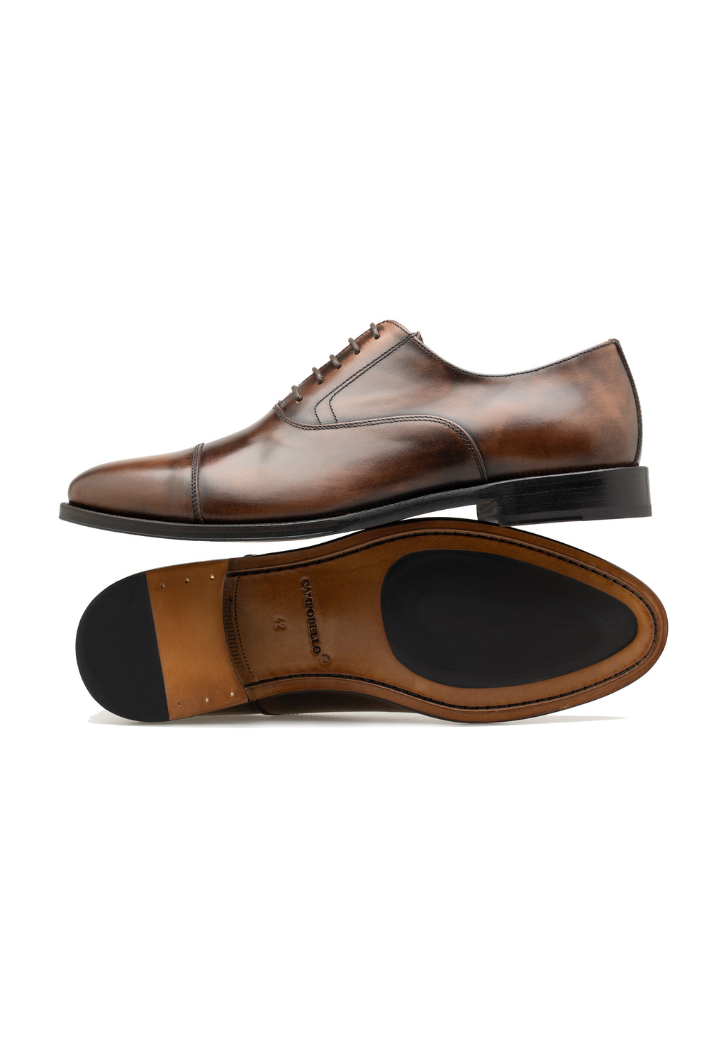 Zapatos Oxford de cuero con acabado manual para hombre