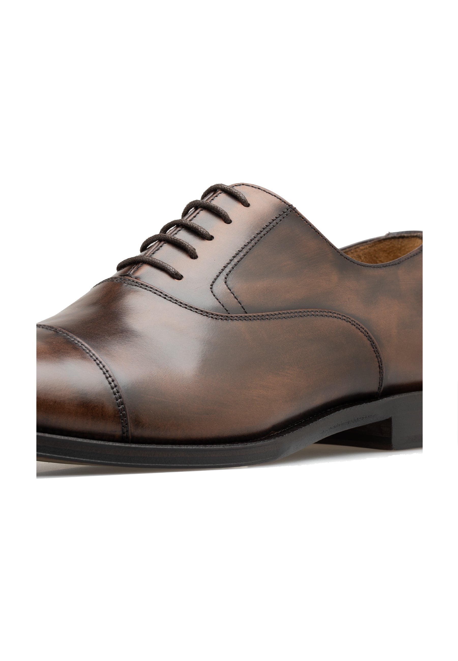 Zapatos Oxford de cuero con acabado manual para hombre