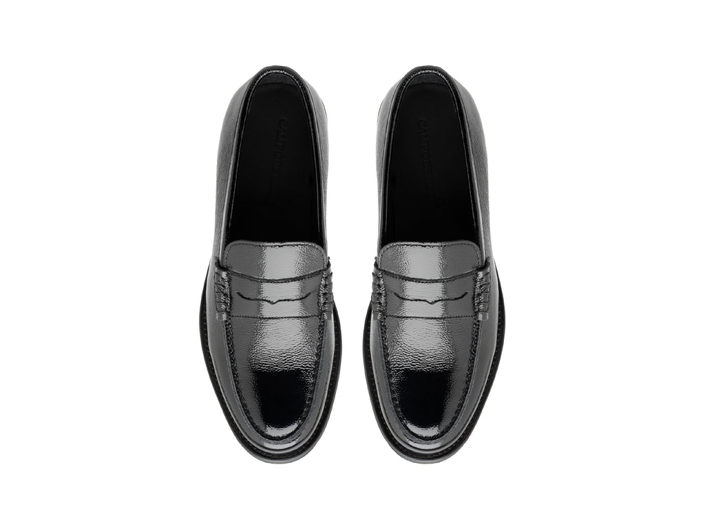 Mocasines de charol craquelado para mujer